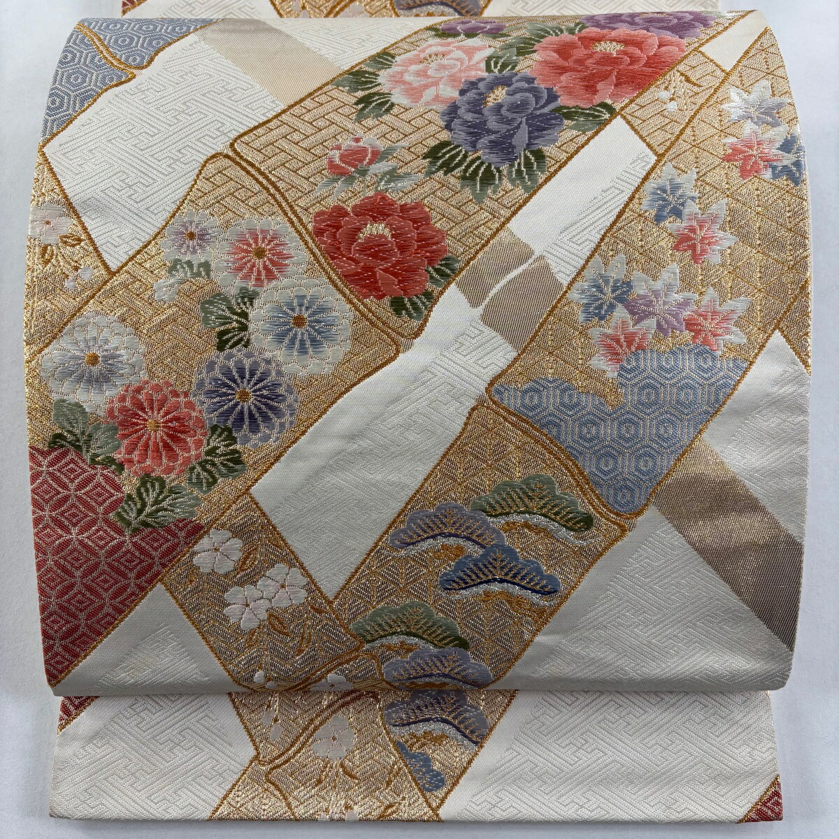 袋帯 名品 証紙あり 竹 草花 金糸 箔 クリーム 六通 正絹 【中古】