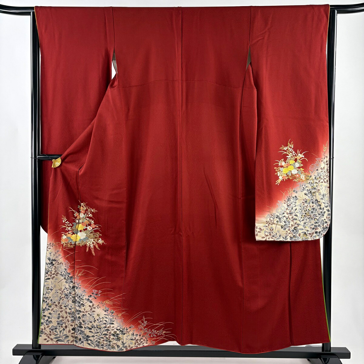 振袖 身丈155.5cm 裄丈65cm M 袷 鈴乃屋 花筏 秋草 金銀彩 染め分け 茜色 正絹 秀品 【中古】