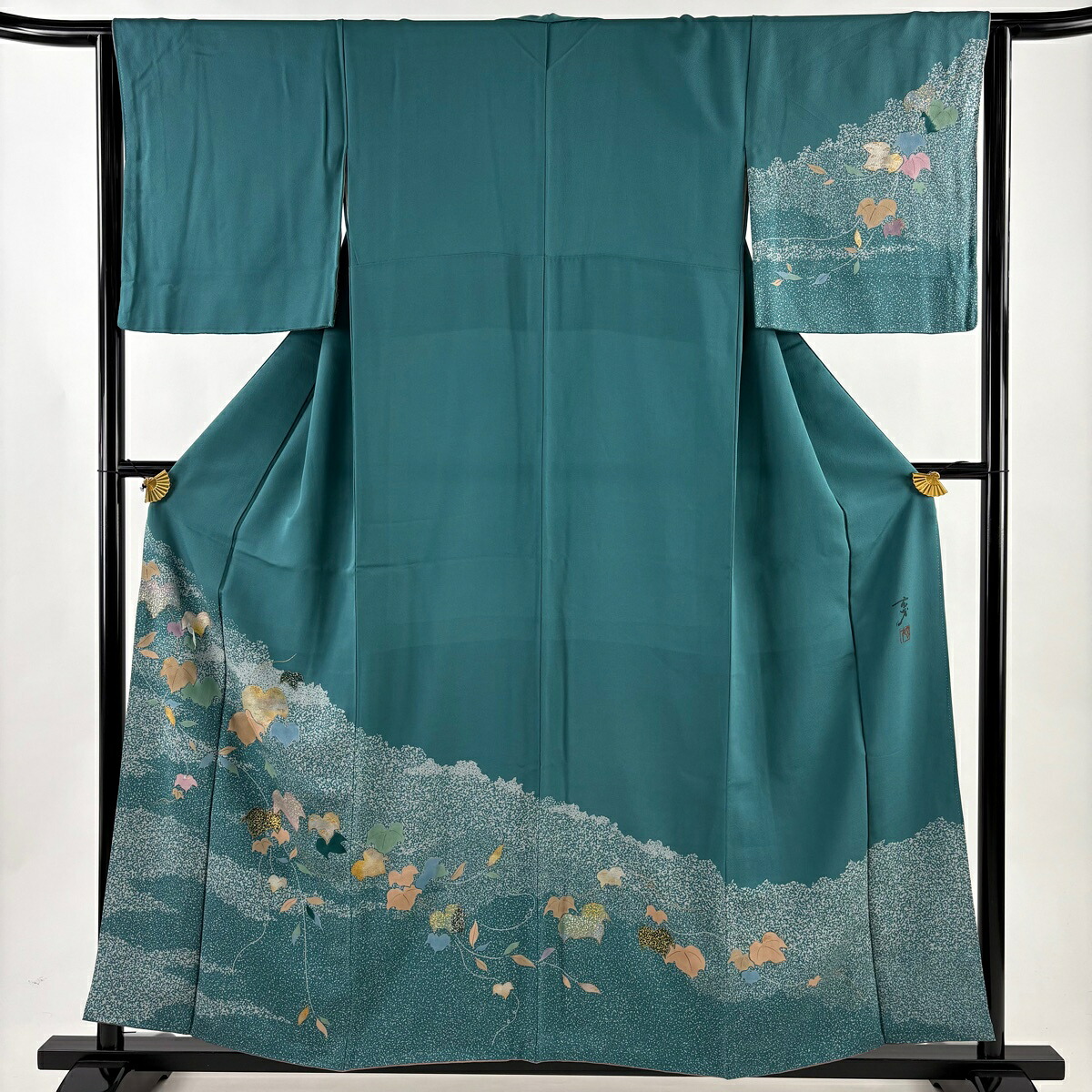 付下げ 身丈156.5cm 裄丈64cm M 袷 大久保玄才 落款あり 幾何学模様 金彩 灰緑 正絹 名品 【中古】