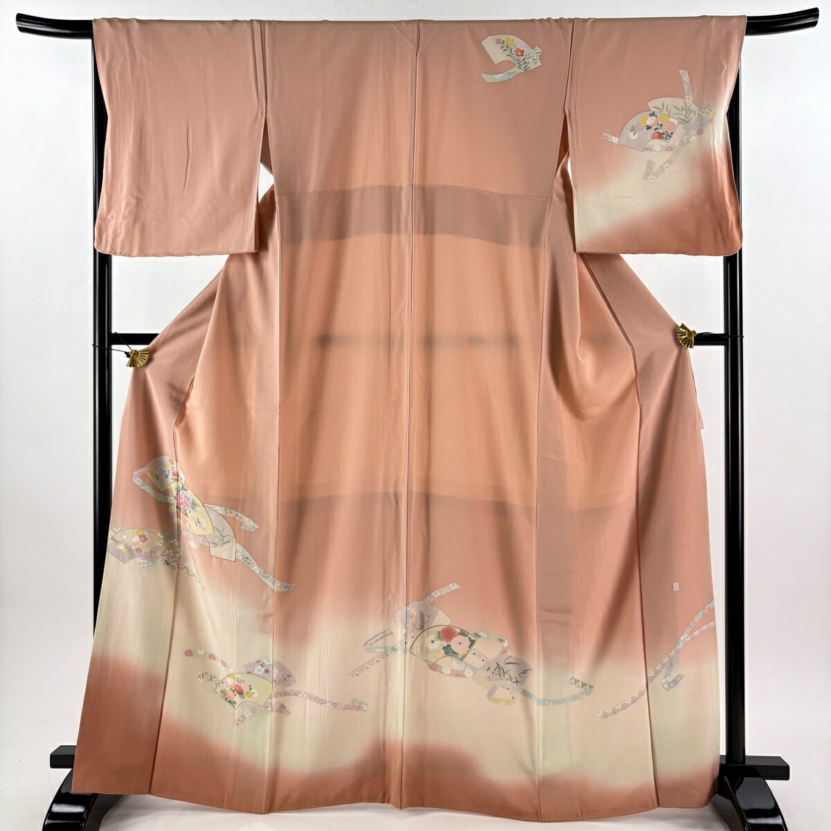 訪問着 身丈166cm 裄丈67.5cm L 袷 落款あり 扇面 草花 金糸 ぼかし ピンク 正絹 秀品 【中古】