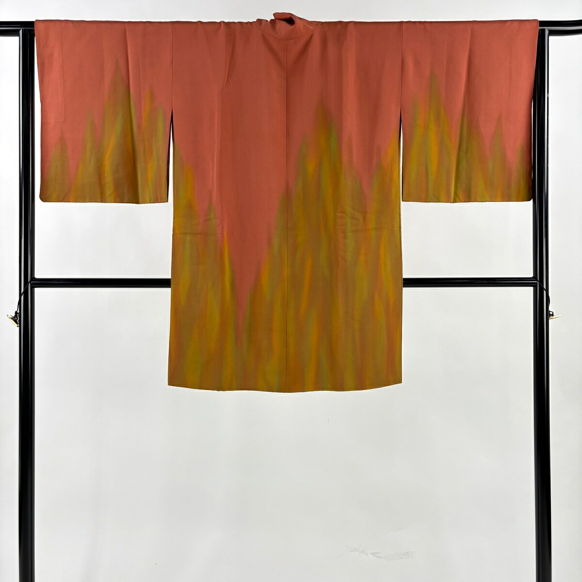 道中着 身丈93cm 裄丈65cm M 和装コート 幾何学模様 山吹茶色 正絹 秀品 【中古】