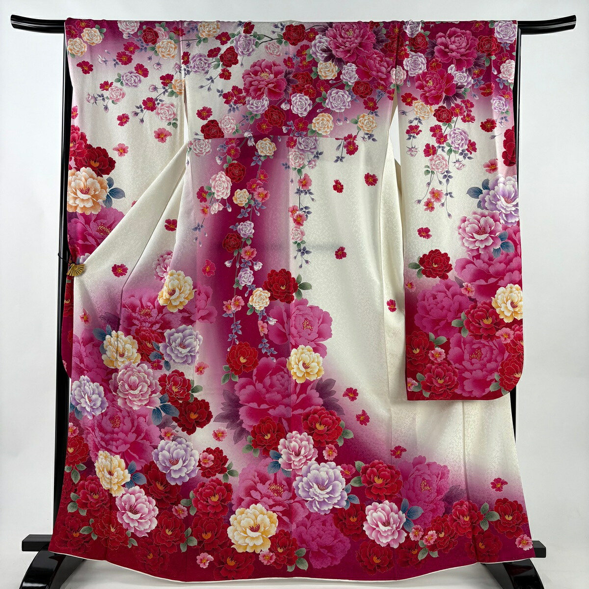 【美品】 振袖 身丈165.5cm 裄丈67.5cm L 袷 牡丹 薔薇 銀通し ラメ 濃ピンク 正絹 逸品 【中古】