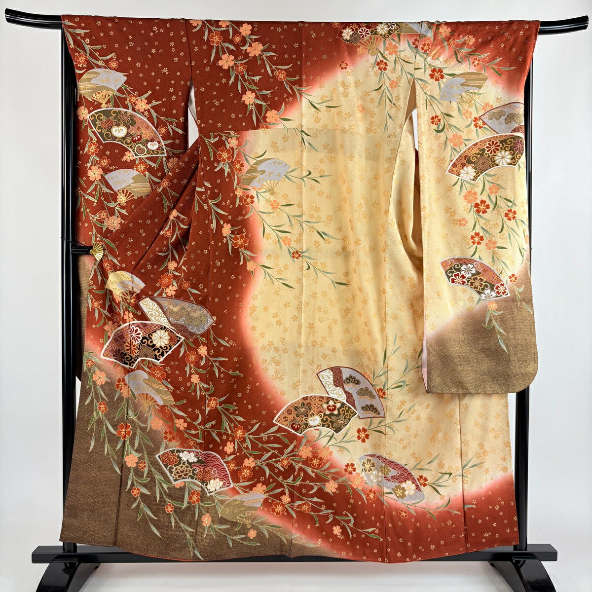 振袖 身丈157.5cm 裄丈66cm M 袷 扇面 桜 金彩 ぼかし 赤茶 正絹 秀品 【中古】