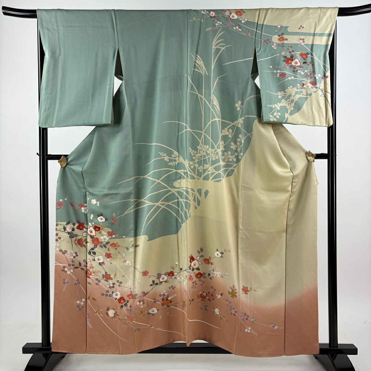 【美品】 訪問着 身丈157.5cm 裄丈68cm L 袷 椿 橘 金彩 刺繍 薄緑 正絹 名品 【中古】