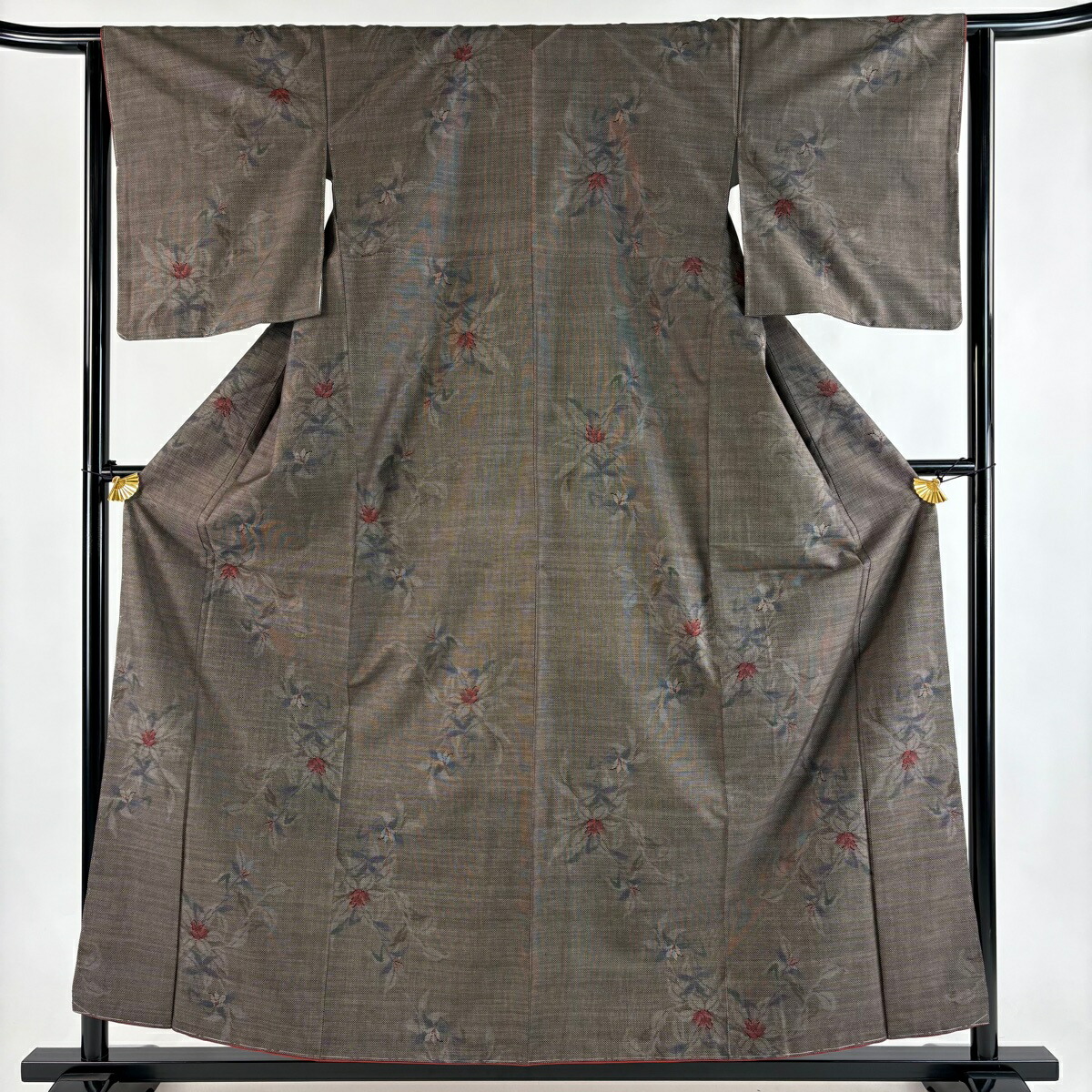 大島紬 身丈156.5cm 裄丈63cm S 袷 証紙あり 草花 純泥染 焦茶色 正絹 名品 【中古】