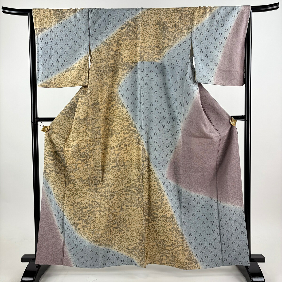 【美品】 訪問着 身丈164cm 裄丈67cm M 袷 草花 染め分け ぼかし ベージュ 正絹 秀品 【中古】 msp50
