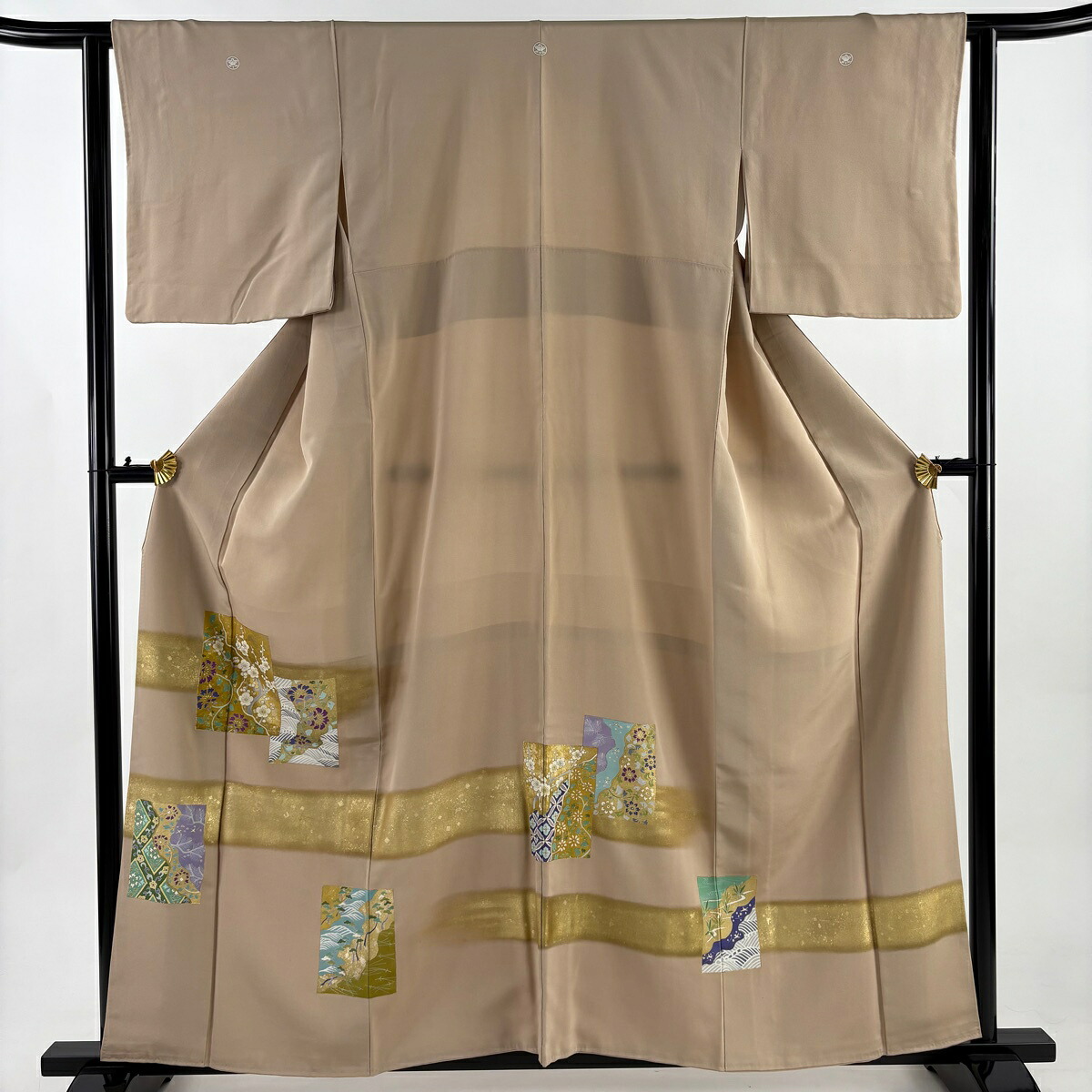 色留袖 身丈157.5cm 裄丈63cm S 袷 色紙 枝梅 金彩 ぼかし ベージュ 正絹 秀品 三つ紋 【中古】