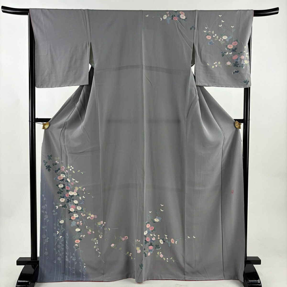 訪問着 身丈168.5cm 裄丈66cm M 袷 落款あり 菊 枝垂れ桜 灰色 正絹 秀品 【中古】