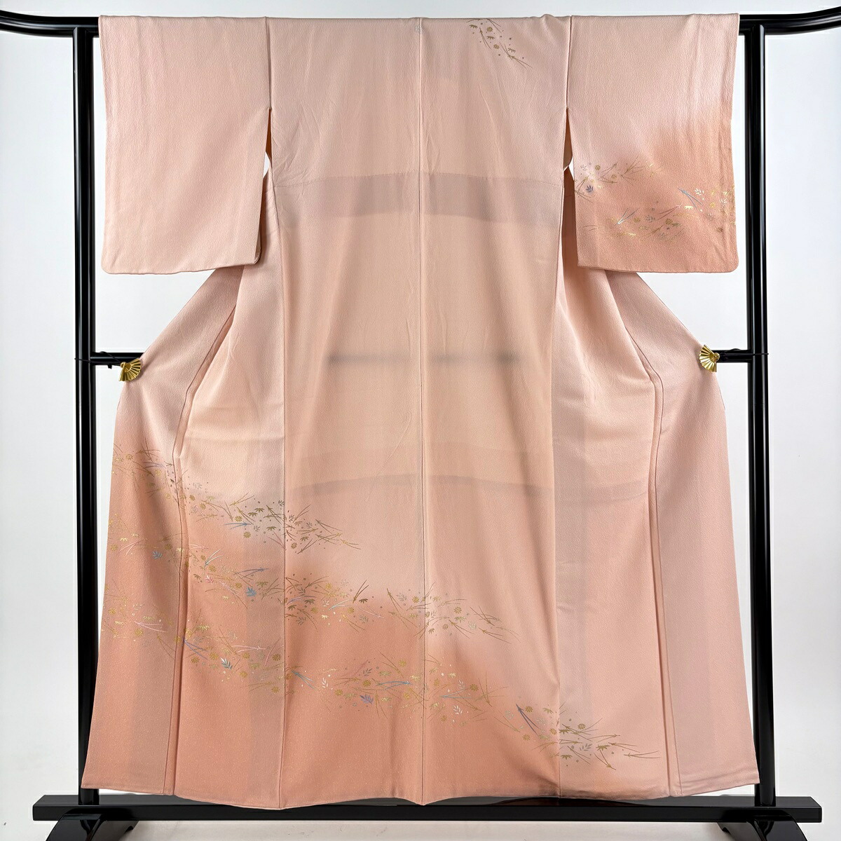 訪問着 身丈156cm 裄丈62.5cm S 袷 松葉 菊 金銀彩 刺繍 薄ピンク 正絹 秀品 一つ紋 【中古】