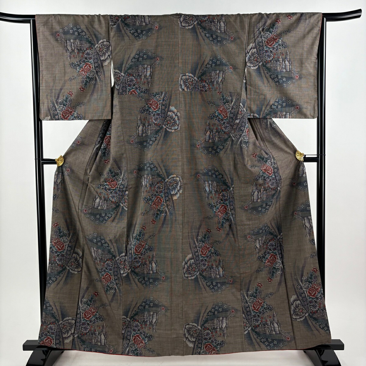【美品】 紬 身丈161cm 裄丈66cm M 袷 城 薔薇 焦茶色 正絹 秀品 【中古】
