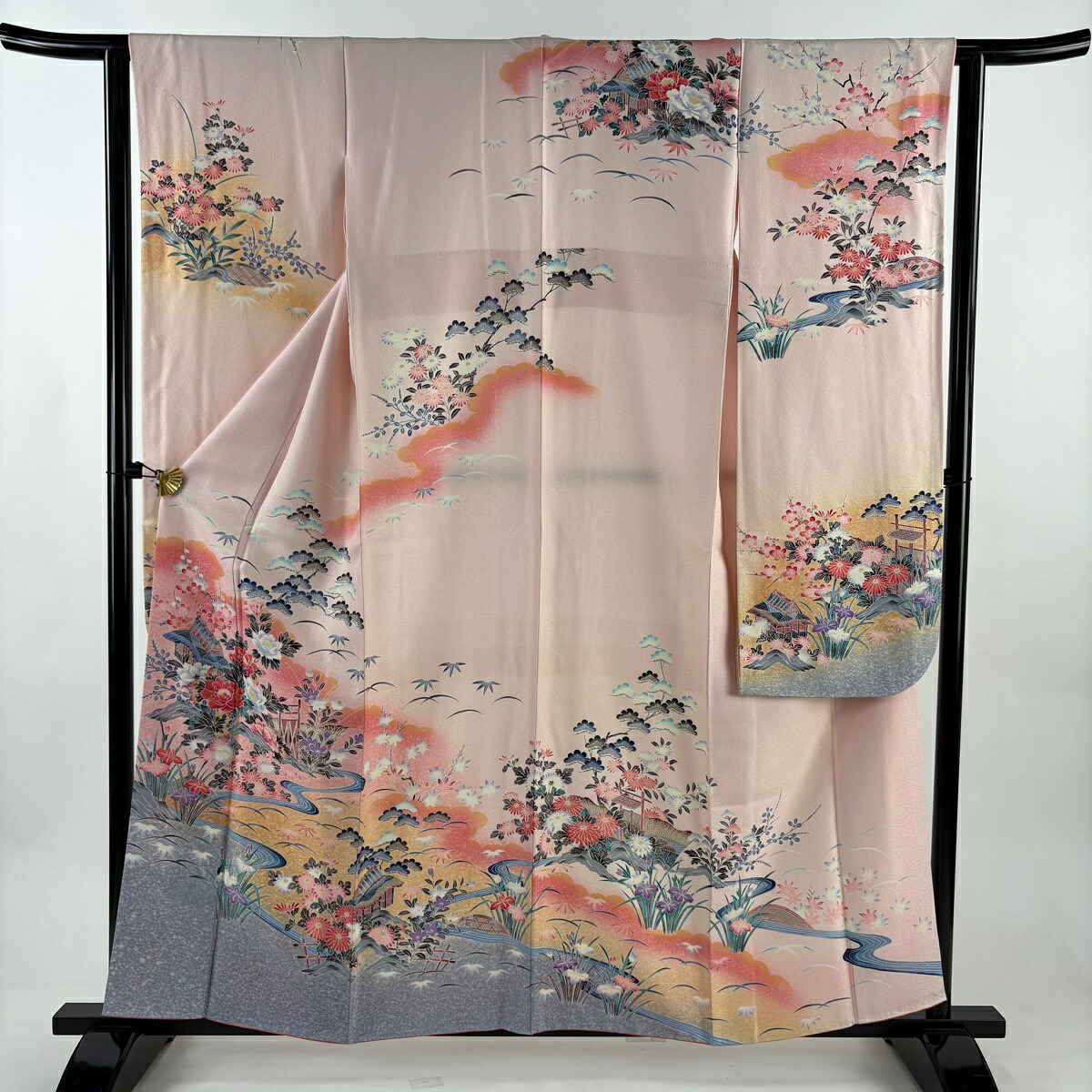 振袖 身丈158.5cm 裄丈63cm S 袷 草花 建物 銀通し 金彩 薄ピンク 正絹 名品 【中古】