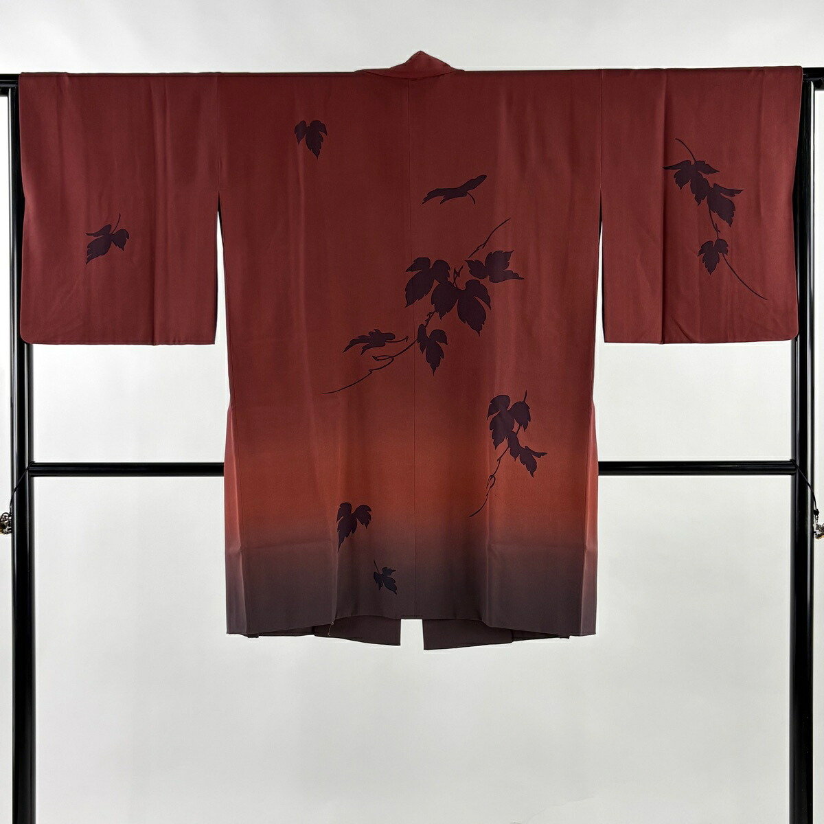 【美品】 道中着 身丈93cm 裄丈64cm M 和装コート シルエット ぼかし えんじ色 正絹 秀品 【中古】 msp50
