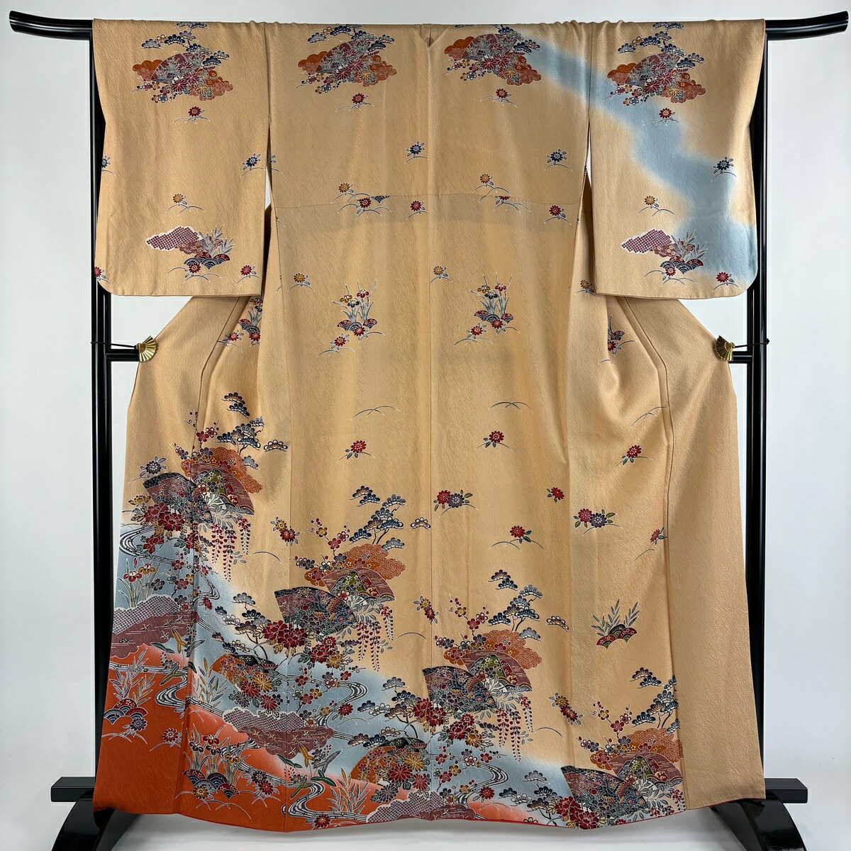 【美品】 訪問着 身丈163cm 裄丈67cm M 袷 草花 流水 金彩 染め分け 薄オレンジ 正絹 秀品 一つ紋 【中古】 msp50
