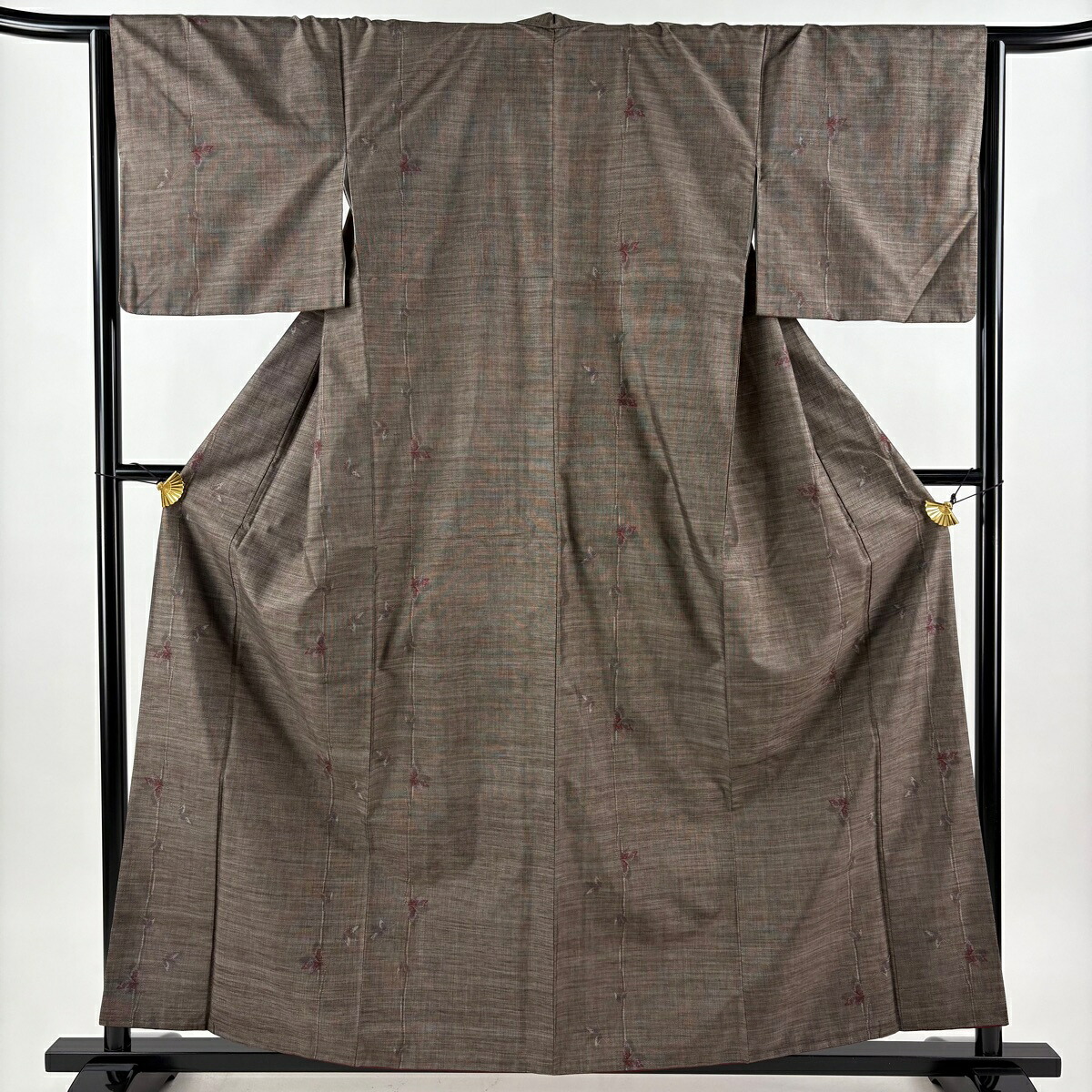 【美品】 紬 身丈159.5cm 裄丈65.5cm M 袷 葉柄 焦茶色 正絹 秀品 【中古】