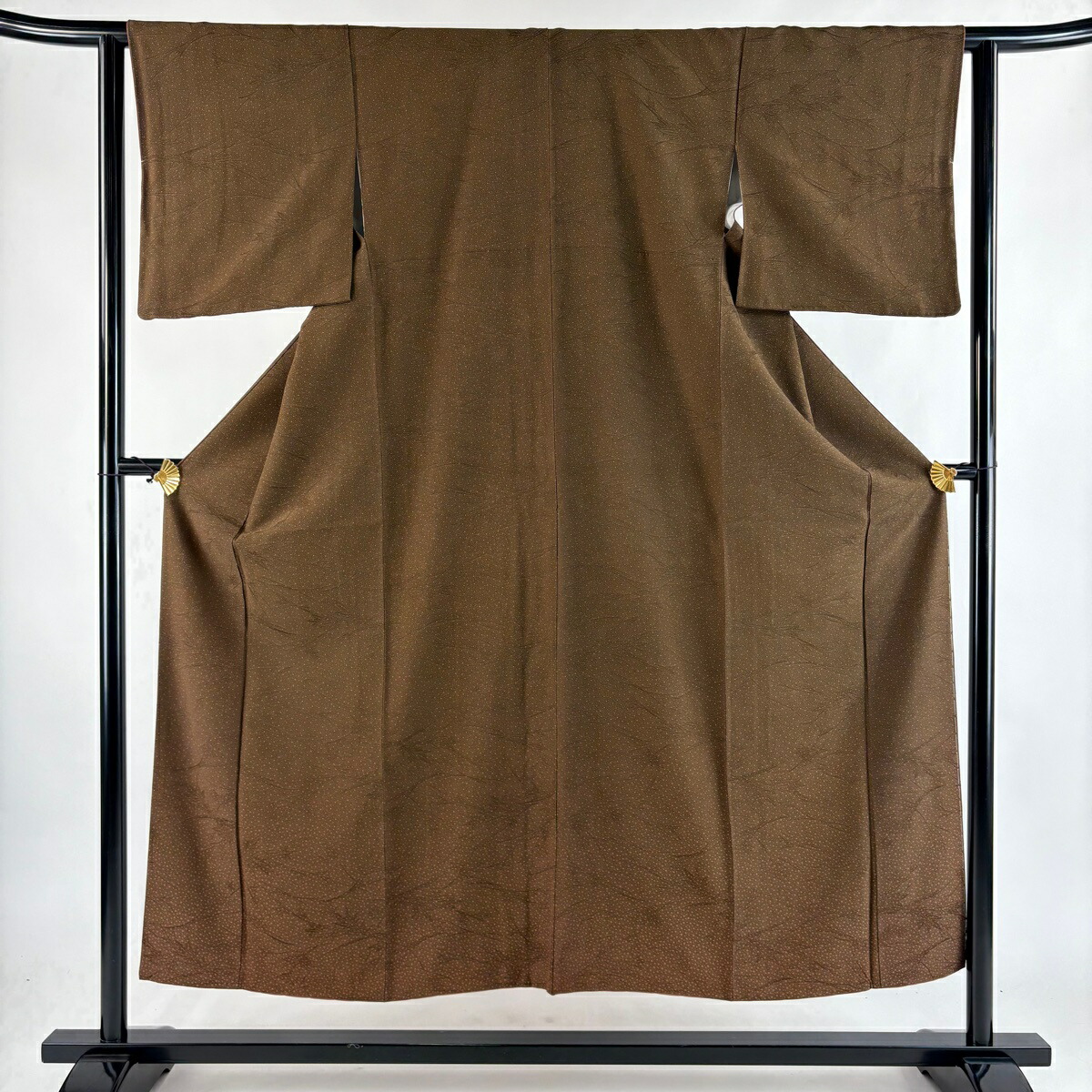 付下げ 身丈152cm 裄丈62.5cm S 袷 大小あられ 地紋 茶色 正絹 秀品 【中古】
