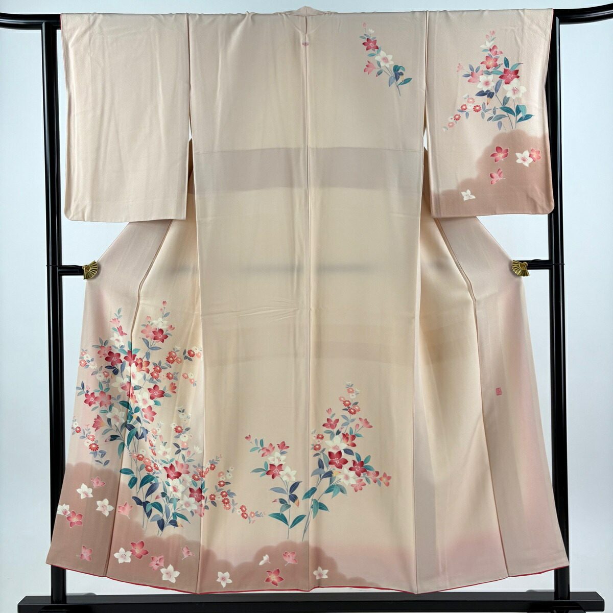 訪問着 身丈151cm 裄丈65.5cm M 袷 落款あり 草花 雲文 ピンク 正絹 秀品 一つ紋 【中古】