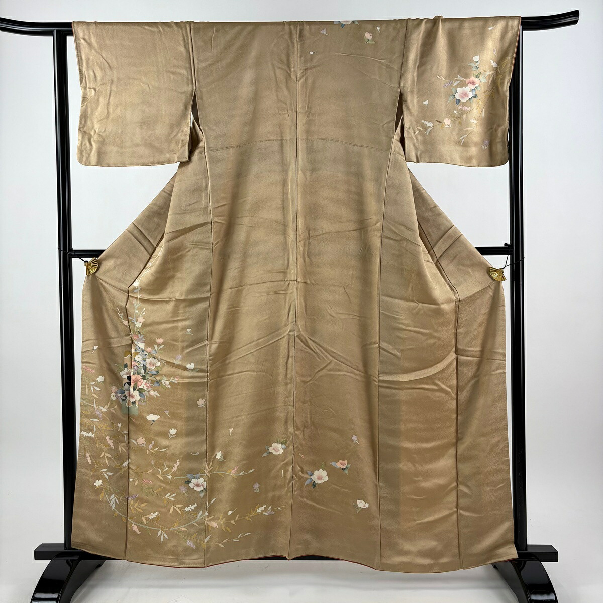 訪問着 身丈160cm 裄丈66cm M 袷 短冊 草花 金彩 薄茶色 正絹 秀品 【中古】