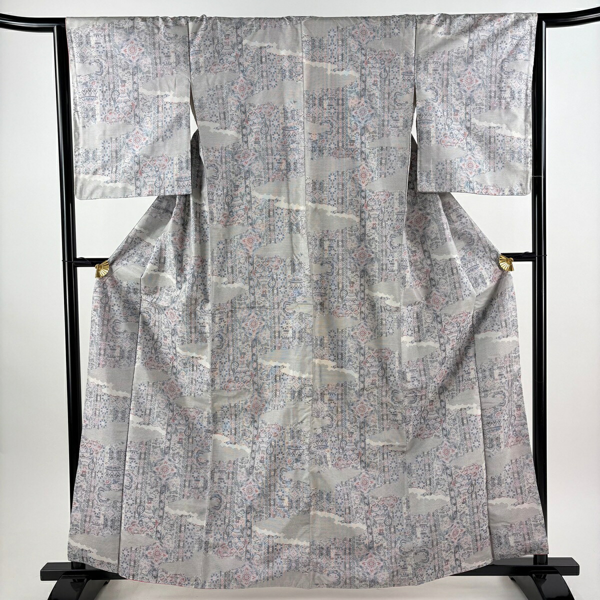 紬 身丈162cm 裄丈63.5cm S 袷 華文 草花 灰色 正絹 秀品 【中古】