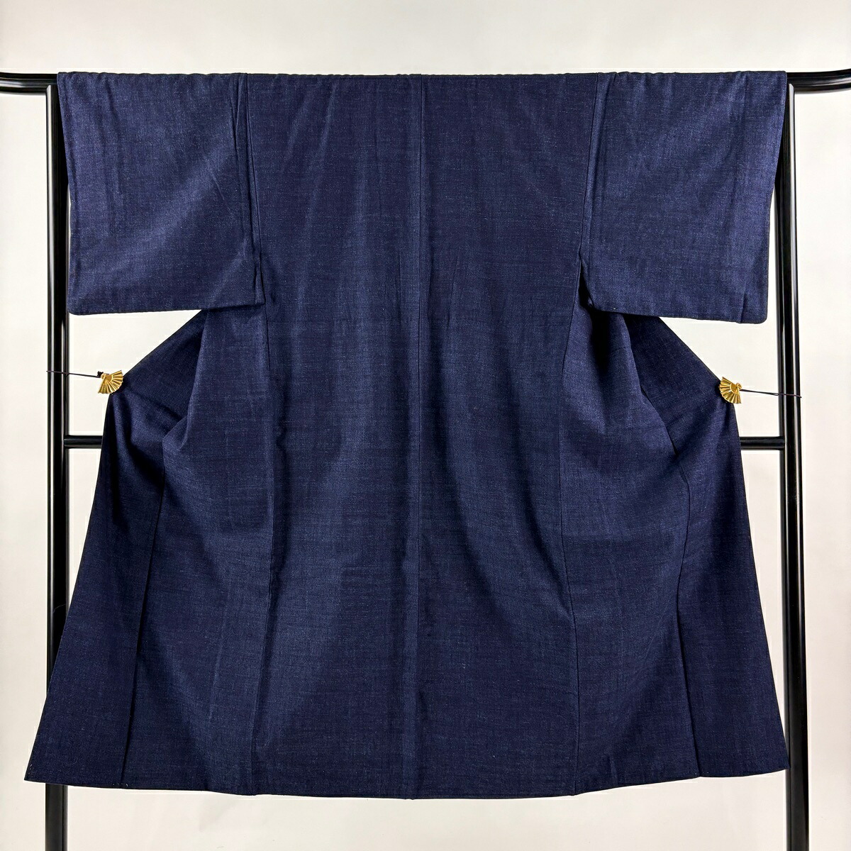 男着物 身丈135cm 裄丈64.5cm S 袷 アンサンブル 本場結城紬 奥順 証紙あり 濃紺 正絹 逸品 【中古】
