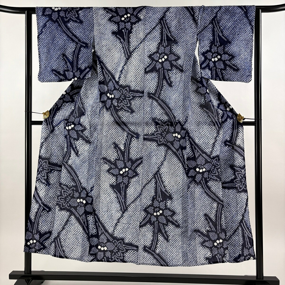 浴衣 身丈151cm 裄丈62cm S 絞り浴衣 草花 藍色 綿 名品 【中古】