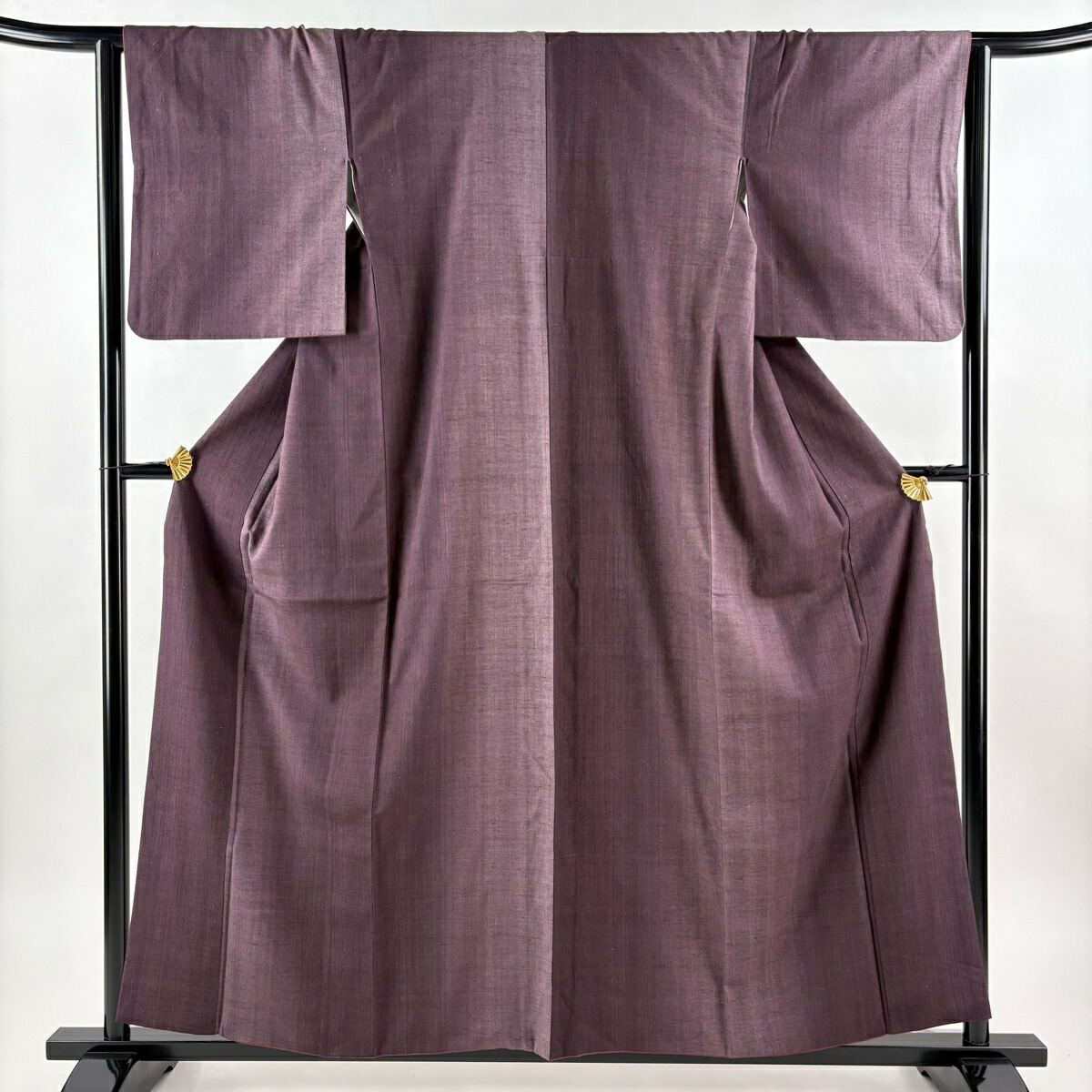 【美品】 紬 身丈158.5cm 裄丈64cm M 袷 縦ぼかし柄 紫 正絹 秀品 【中古】