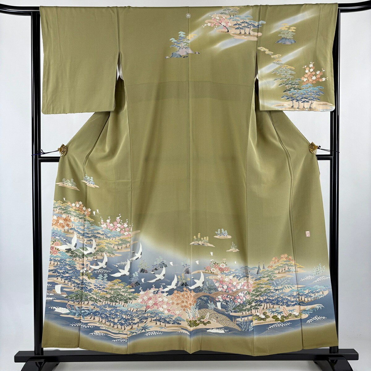 訪問着 身丈155cm 裄丈63.5cm S 袷 落款あり 鶴 松竹梅 染め分け ぼかし 鶯色 正絹 秀品 一つ紋 【中古】