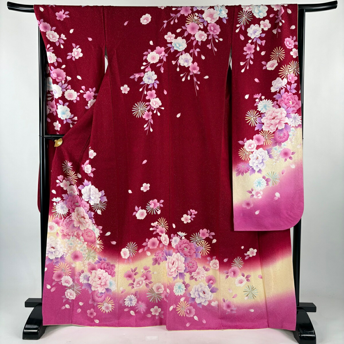振袖 身丈166.5cm 裄丈69cm L 袷 牡丹 桜 銀通し 金糸 赤 正絹 名品 【中古】