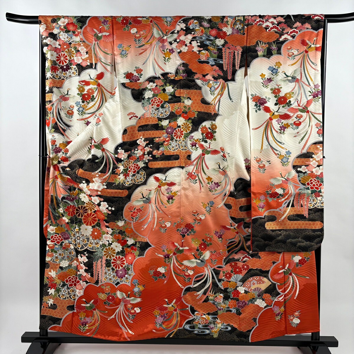 振袖 身丈157.5cm 裄丈67cm M 袷 花車 雲文 金糸 金彩 オレンジ 正絹 名品 【中古】