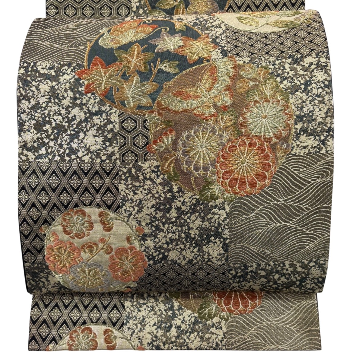 【美品】 袋帯 秀品 麗しの装い 花蝶 有職文様 唐織 箔 灰茶 六通 正絹 【中古】