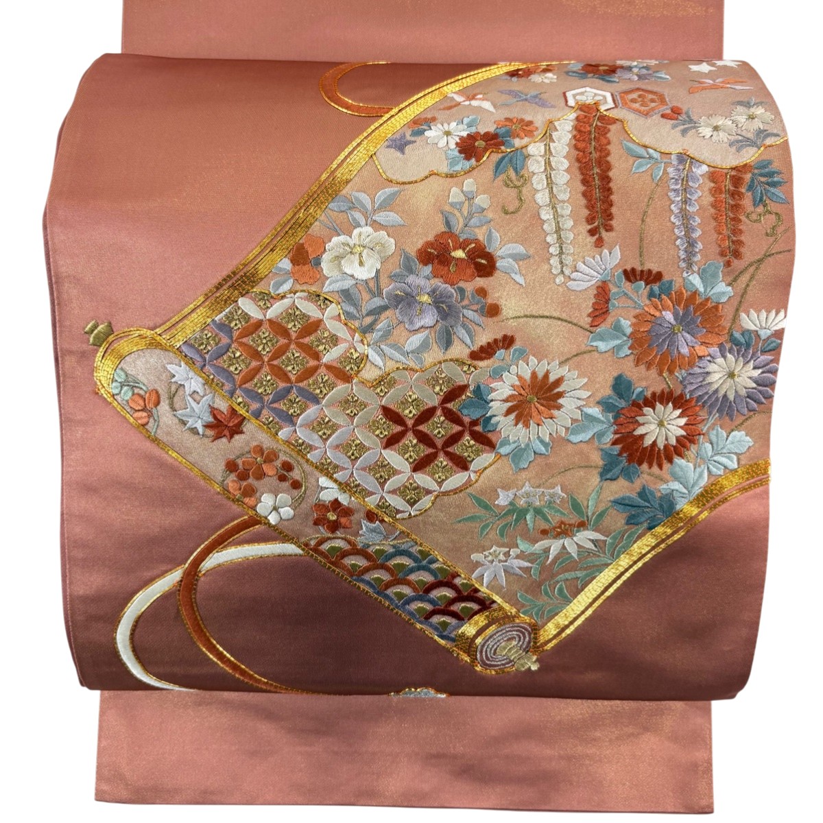 袋帯 秀品 巻物 草花 金糸 刺繍 ピンクベージュ お太鼓柄 正絹 【中古】 5,236円