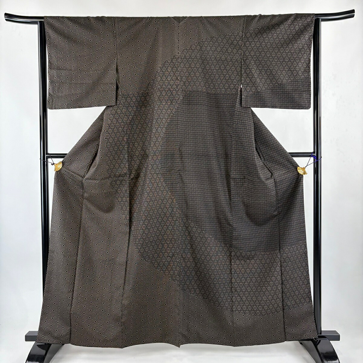 訪問着 身丈162.5cm 裄丈63.5cm S 袷 紬地 花 草花 墨色 正絹 名品 【中古】