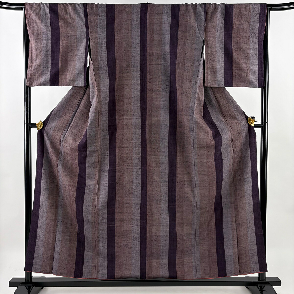 【美品】 紬 身丈157cm 裄丈66cm M 袷 縞 茶紫 正絹 秀品 【中古】