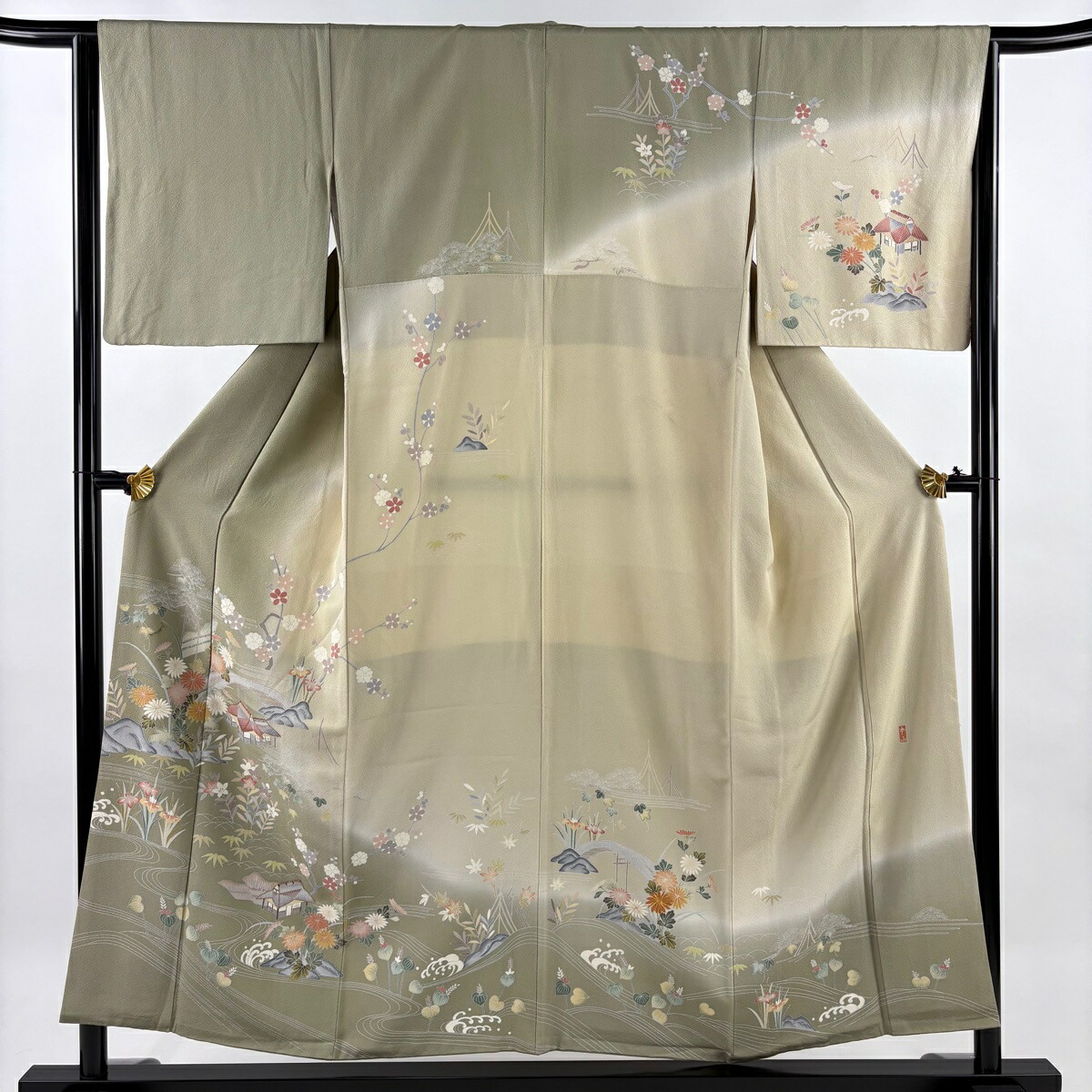 訪問着 身丈155cm 裄丈65cm M 袷 落款あり 建物 松竹梅 金糸 金彩 灰緑 正絹 秀品 【中古】