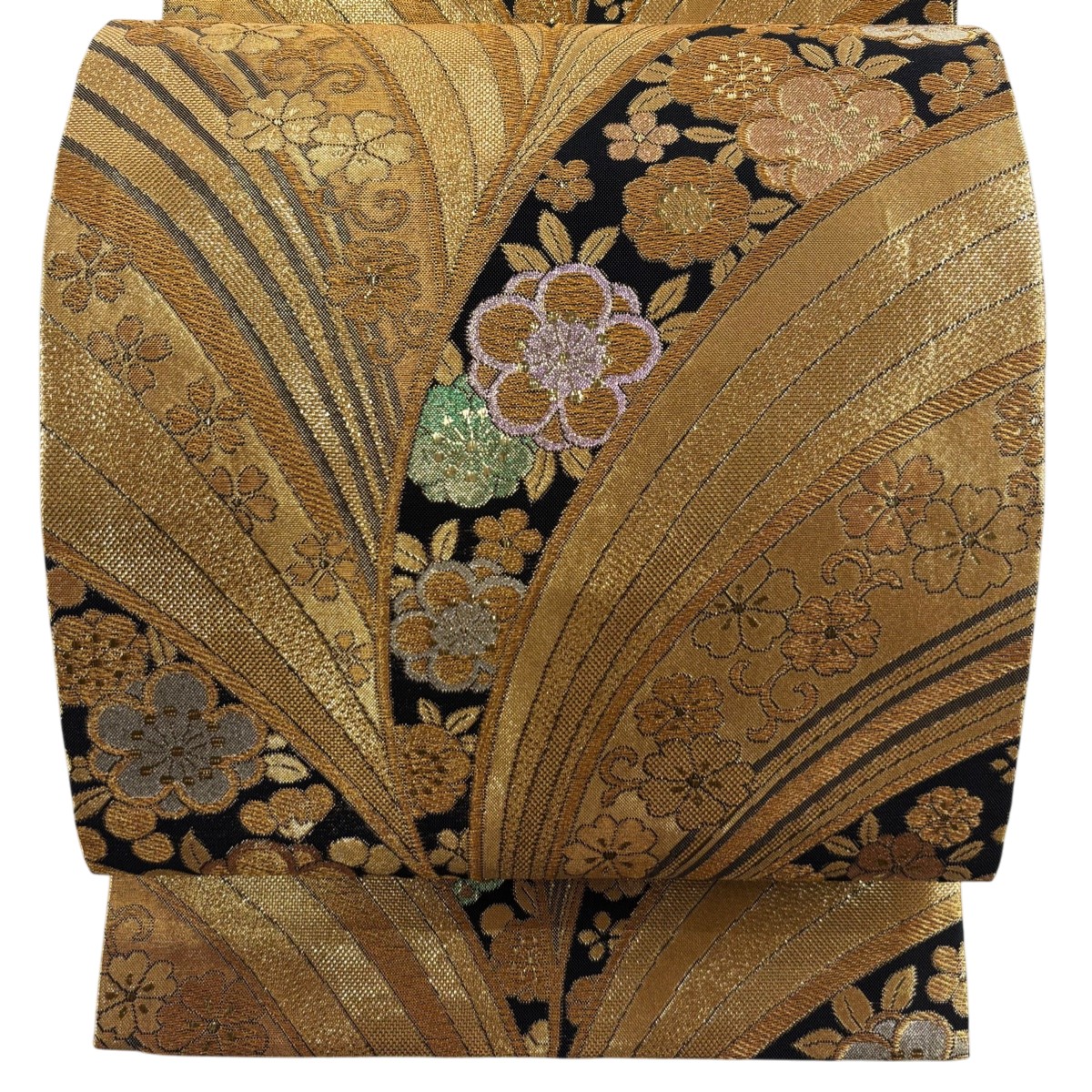 【美品】 袋帯 秀品 梅 桜 金糸 箔 金色 六通 正絹 【中古】