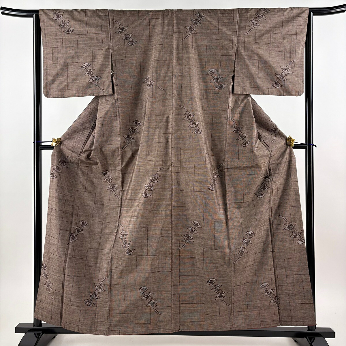 【美品】 紬 身丈159.5cm 裄丈64.5cm M 袷 草花 幾何学模様 焦茶色 正絹 秀品 【中古】