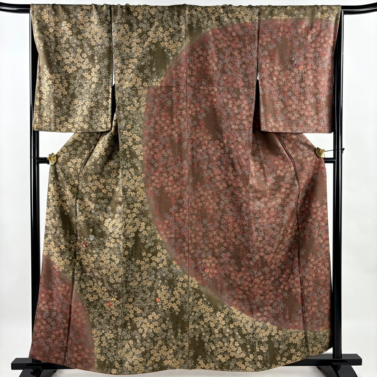 【美品】 訪問着 身丈160cm 裄丈66.5cm M 袷 桜 刺繍 金彩 茶緑色 正絹 名品 【中古】