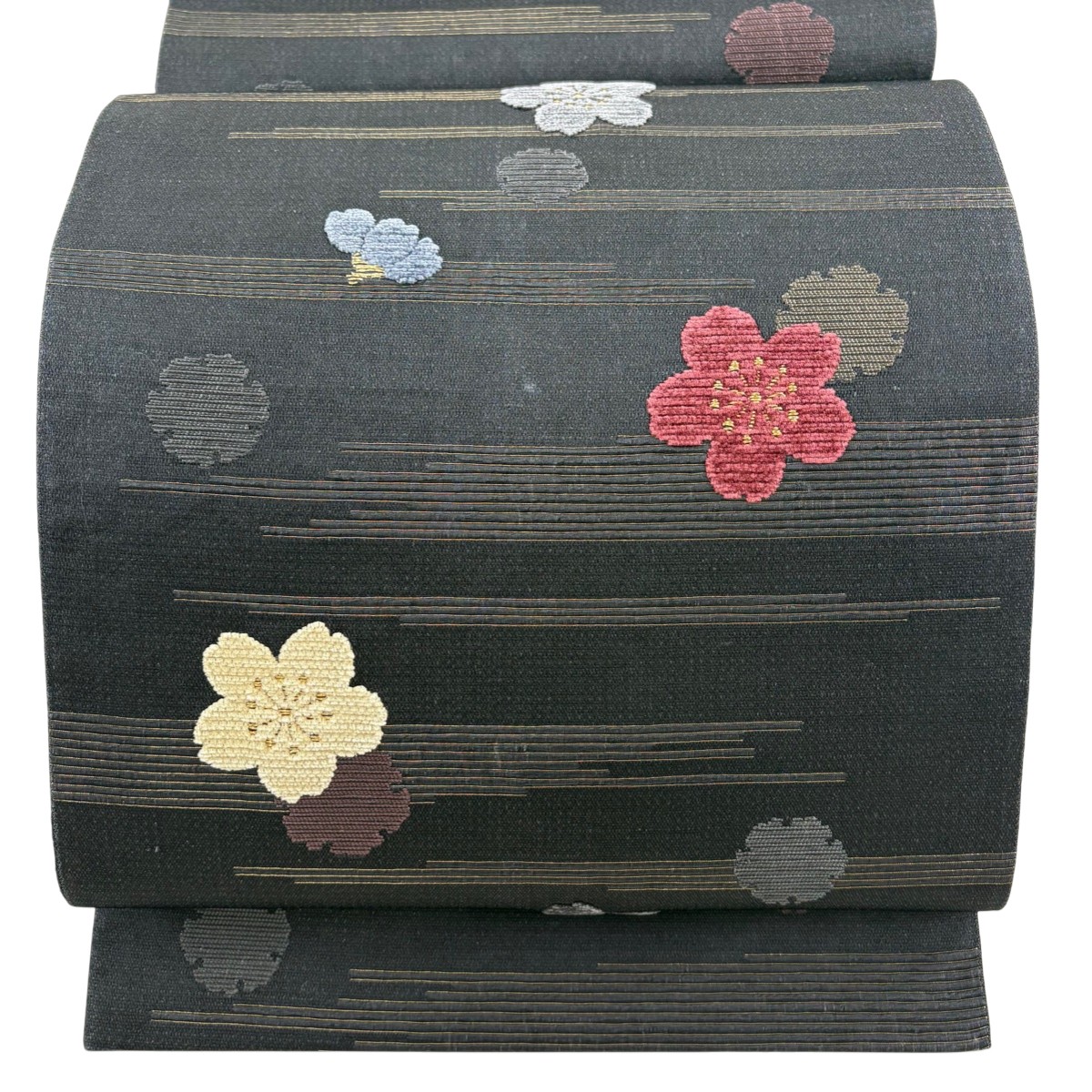 袋帯 名品 桜 霞 金糸 ベロア 黒 お太鼓柄 正絹 【中古】