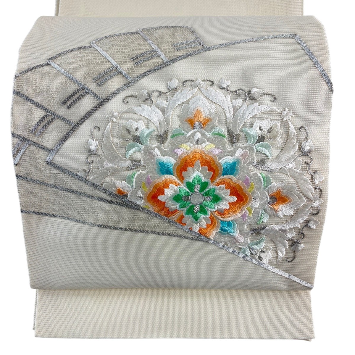【美品】 開き名古屋帯 秀品 夏帯 絽 桧扇 華文 銀糸 刺繍 クリーム 正絹 【中古】 msp50