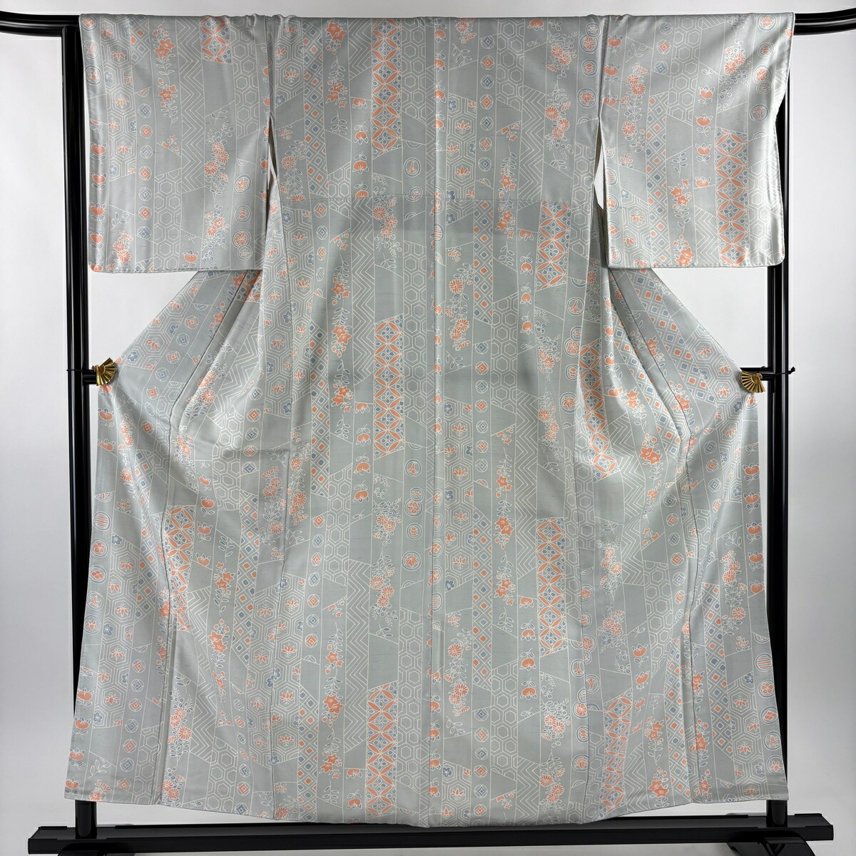 小紋 身丈156cm 裄丈66cm M 袷 紬地 有職文様 草花 青灰色 正絹 秀品 【中古】