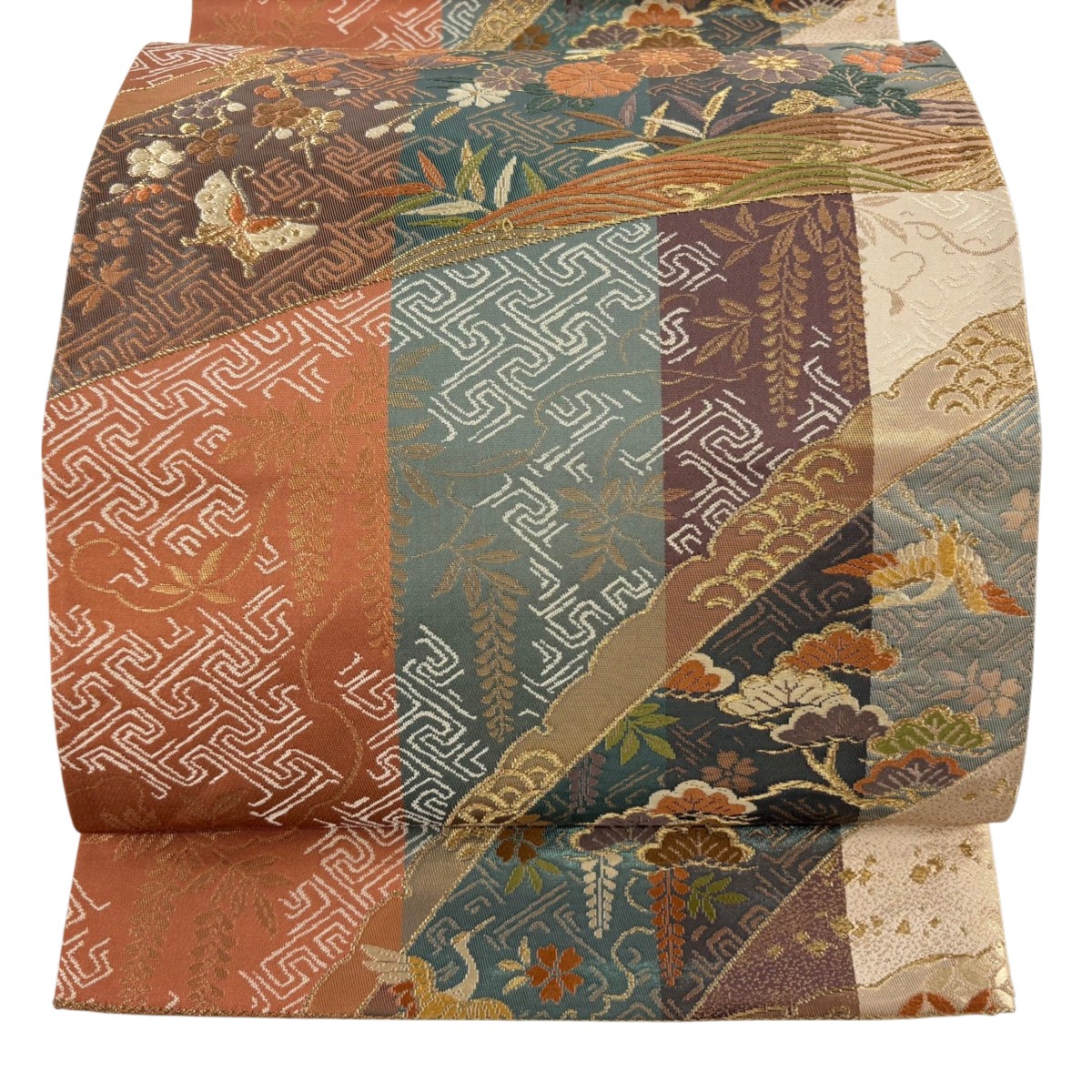 【美品】 袋帯 秀品 関西仕立て 菊 松梅 箔 金糸 薄茶色 六通 正絹 【中古】