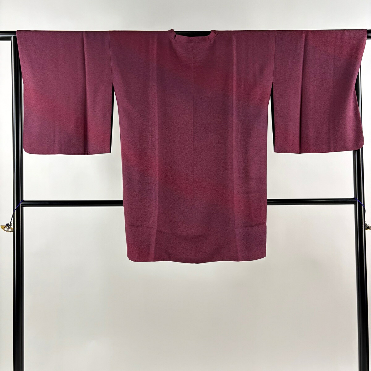 【美品】 道行 身丈87cm 裄丈67.5cm L 和装コート 角衿 地紋 ぼかし柄 赤紫 正絹 秀品 【中古】 msp50