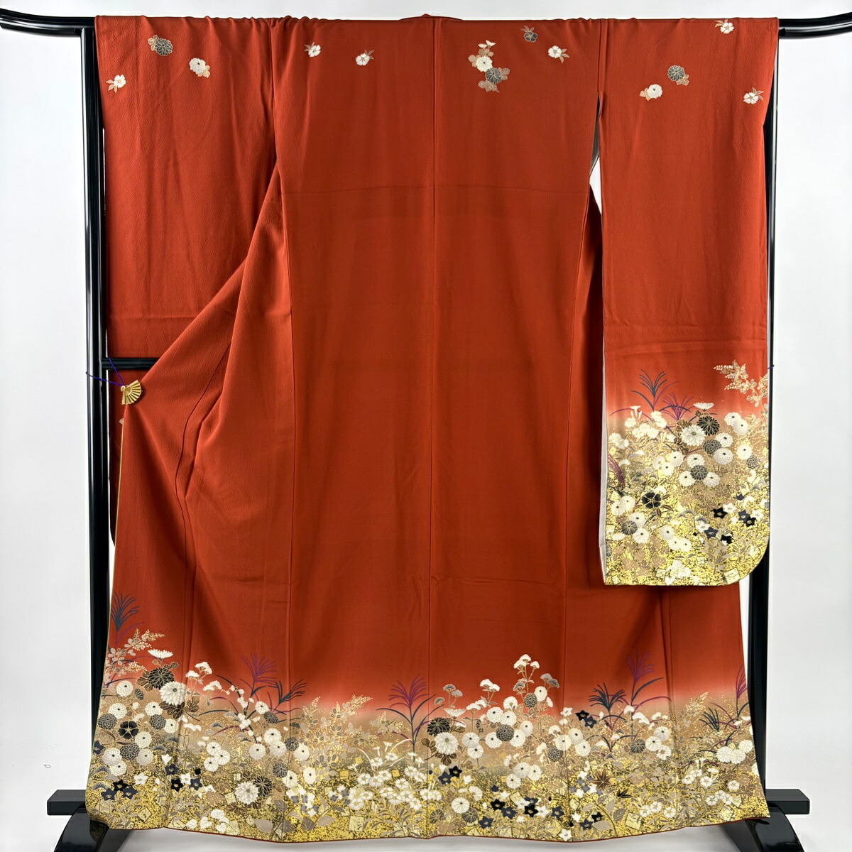 【美品】 振袖 身丈163cm 裄丈67cm M 袷 秋草 菊 金彩 ぼかし 赤茶 正絹 秀品 【中古】 msp50