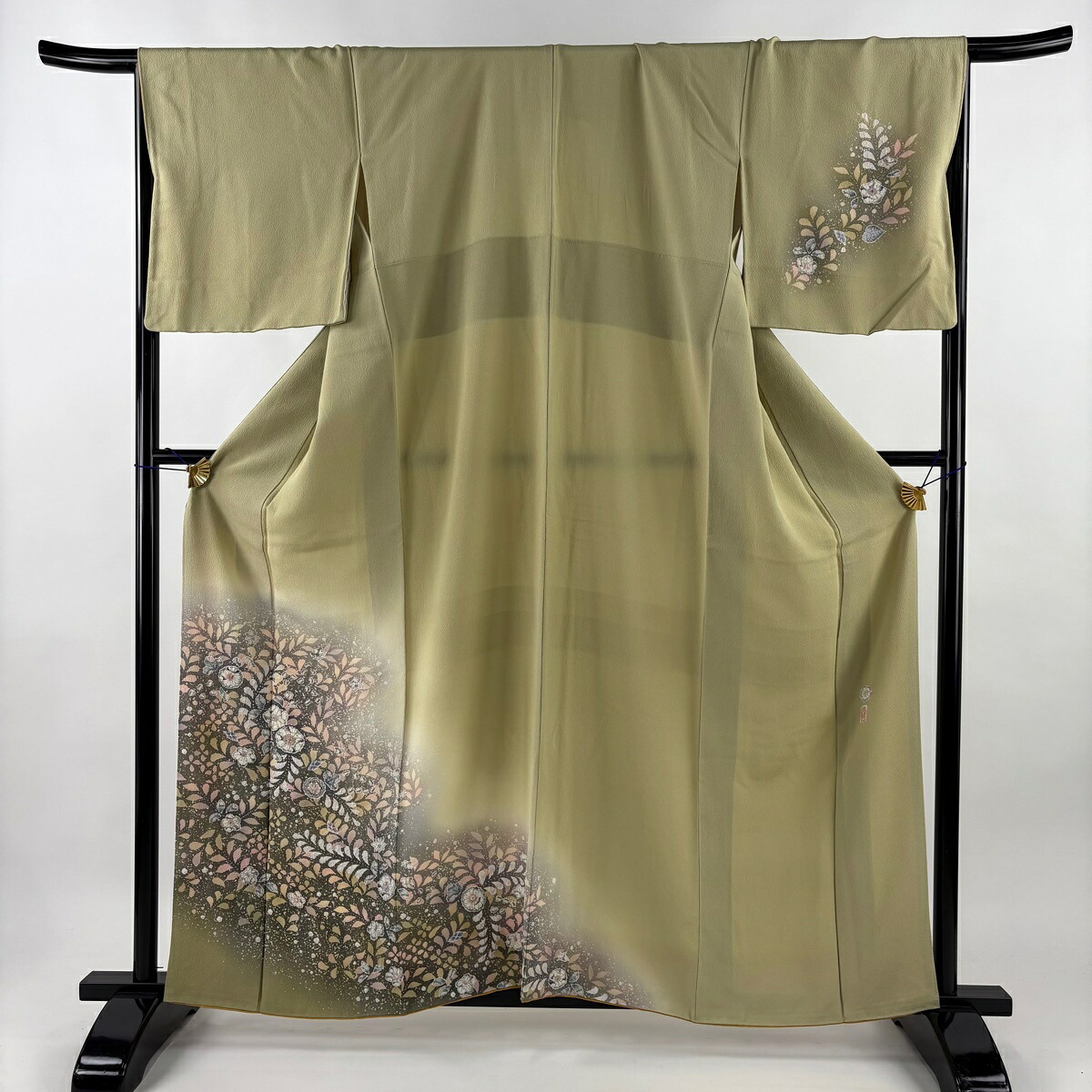 付下げ 身丈160cm 裄丈67.5cm L 袷 翠山工房 やまと 落款あり 辻が花 ぼかし 抹茶色 正絹 名品 【中古】