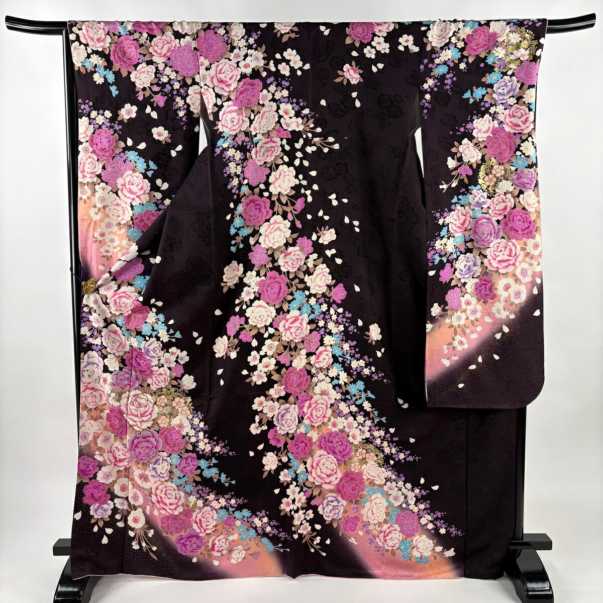 振袖 身丈169cm 裄丈67.5cm L 袷 薔薇 桜 刺繍 箔 濃紫 正絹 名品 【中古】