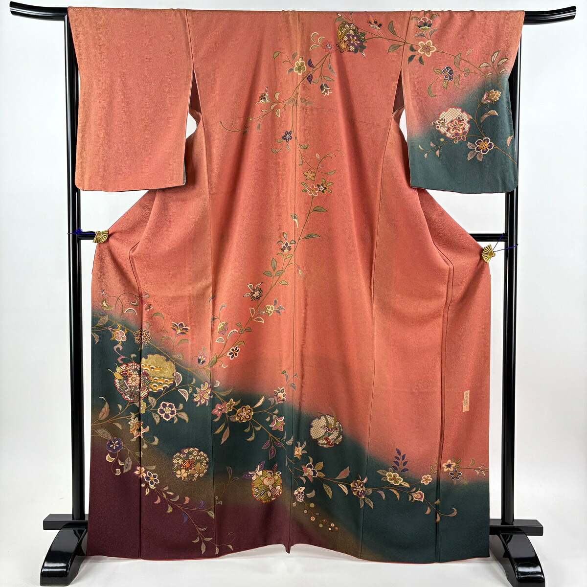 訪問着 身丈166cm 裄丈67cm M 袷 落款あり 雪輪 草花 染め分け ぼかし 茶色 正絹 秀品 【中古】