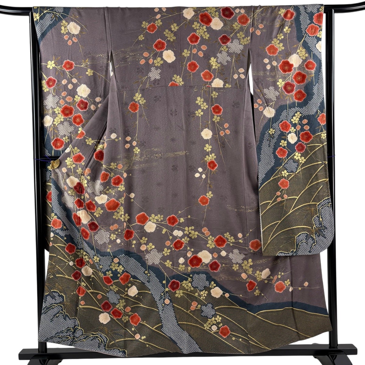 振袖 身丈158cm 裄丈63cm S 袷 梅 波 絞り 金彩 灰紫 正絹 名品 【中古】