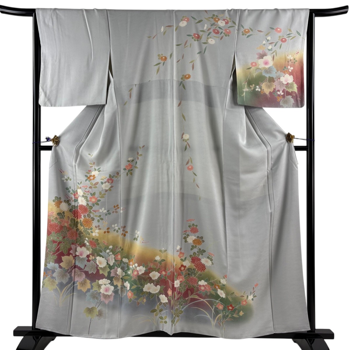 訪問着 身丈159cm 裄丈66cm M 袷 草花 菊 金彩 染め分け 灰色 正絹 秀品 【中古】 msp30