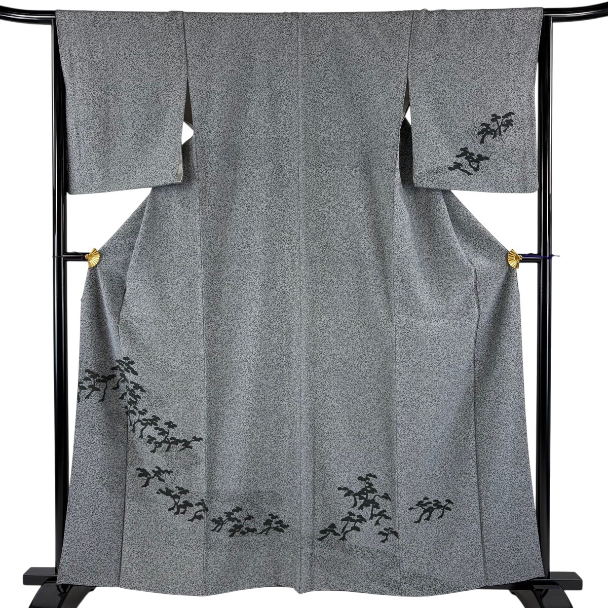 付下げ 身丈161cm 裄丈66cm M 袷 松 幾何学 灰色 正絹 秀品 【中古】