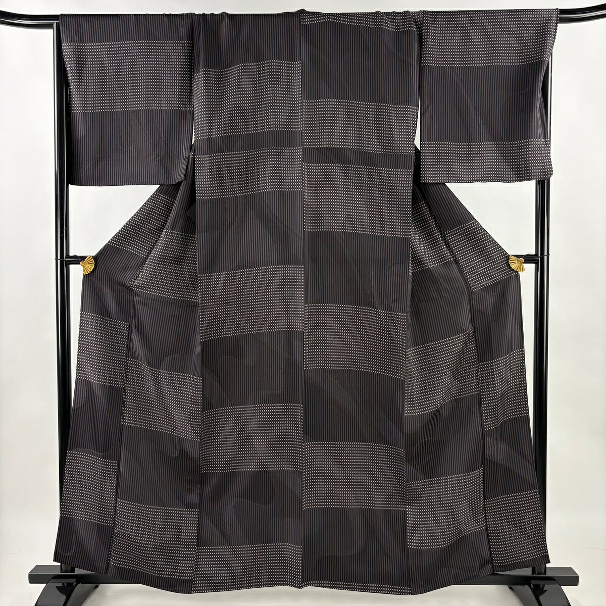 【美品】 小紋 身丈159.5cm 裄丈70cm L 単衣 幾何学模様 地紋 灰紫 正絹 名品 【中古】 msp30