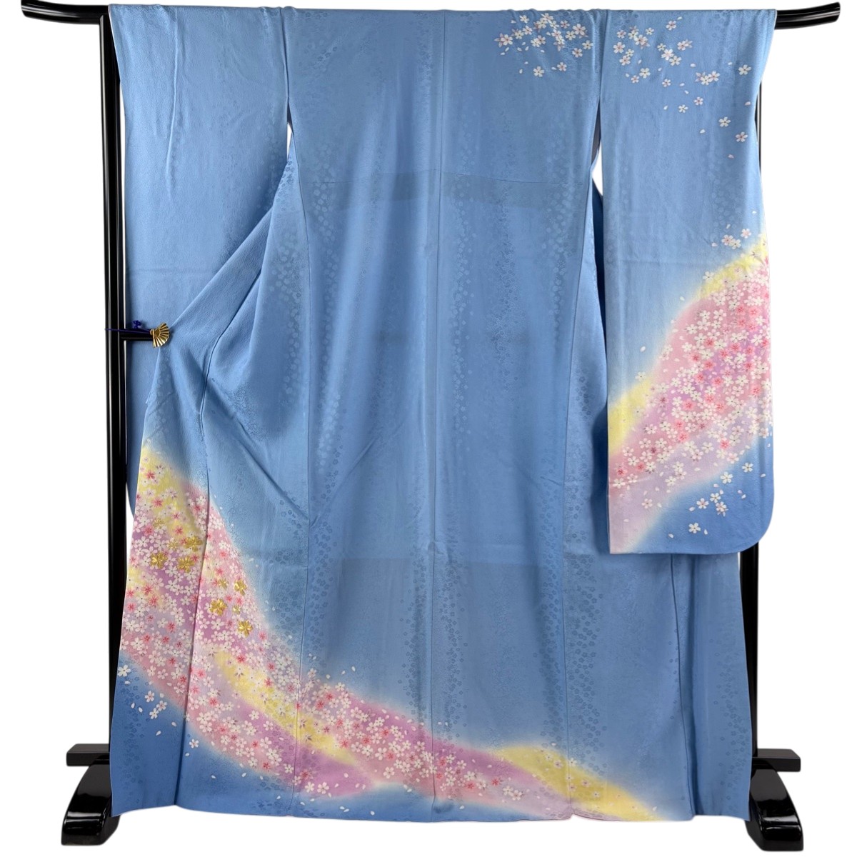 振袖 身丈169cm 裄丈67cm M 袷 桜 花びら 金糸 金彩 水色 正絹 名品 【中古】